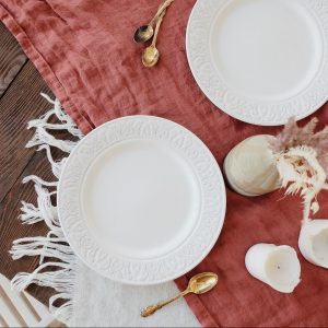 round white plate